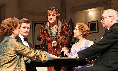 Blithe Spirit at the Gielgud TheatreBlithe Spirit at the Gielgud Theatre
